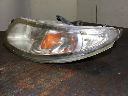 INTERNATIONAL 4300 Headlamp Assembly and Component