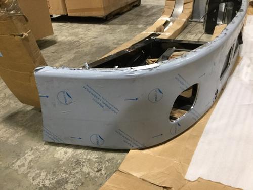 FREIGHTLINER CASCADIA Bumper Assembly, Front
