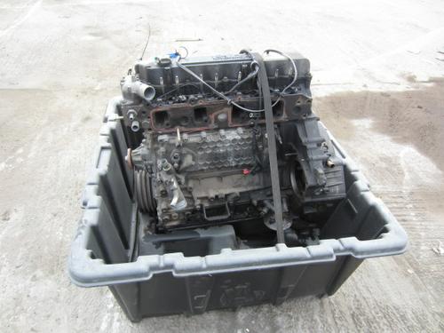 ISUZU 4HE1 Engine Assembly