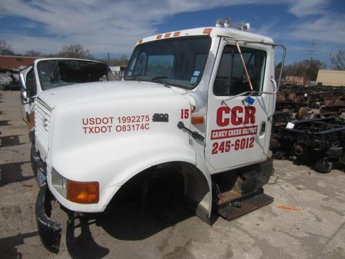 INTERNATIONAL 4900 CAB CLIP