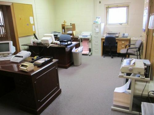   DESK & CHAIRS