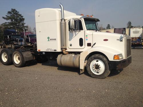 PETERBILT 385 TRUCK TRACTOR