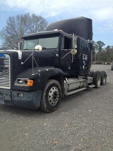 FREIGHTLINER FLD120 TRUCK TRACTOR