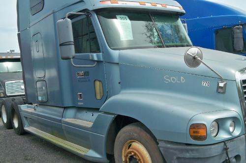 FREIGHTLINER CENTURY CLASS TRUCK TRACTOR