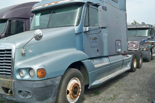 FREIGHTLINER CENTURY CLASS TRUCK TRACTOR