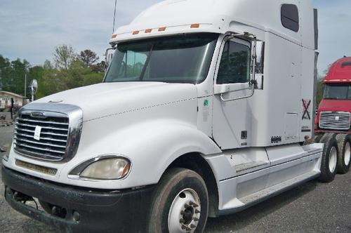 FREIGHTLINER COLUMBIA TRUCK TRACTOR