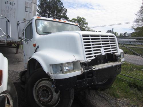 INTERNATIONAL 4700 CAB CLIP