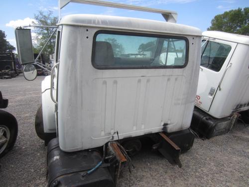 INTERNATIONAL 4700 CAB CLIP