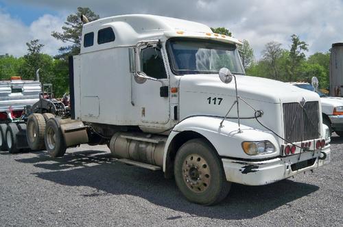 INTERNATIONAL 9400 TRUCK TRACTOR