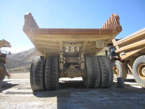 CATERPILLAR 785B MINING HAUL TRUCK