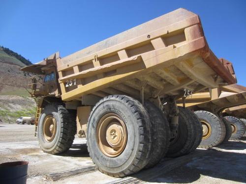 CATERPILLAR 785B MINING HAUL TRUCK