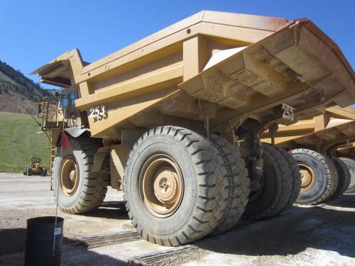 CATERPILLAR 785B MINING HAUL TRUCK