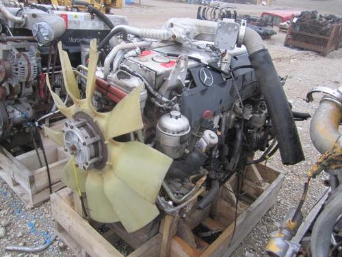 MERCEDES OM906L Engine Assembly