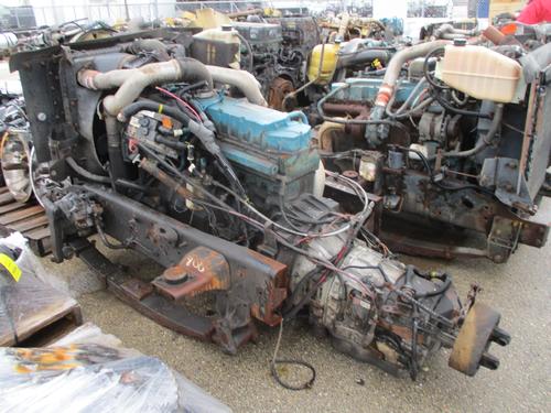 INTERNATIONAL DT 466E Engine Assembly