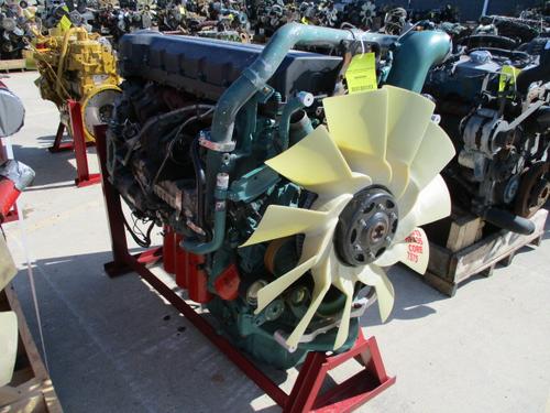 VOLVO D-13 Engine Assembly