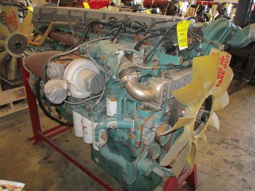 VOLVO D-16 Engine Assembly