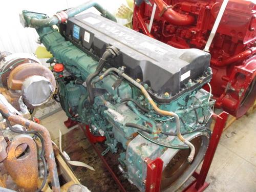 VOLVO D-13 Engine Assembly