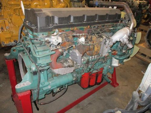 VOLVO D-13 Engine Assembly
