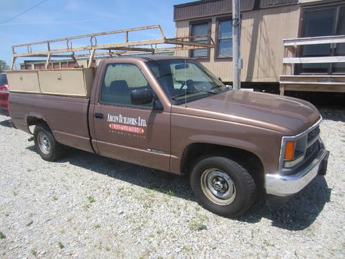 CHEVROLET  PICKUP TRUCK