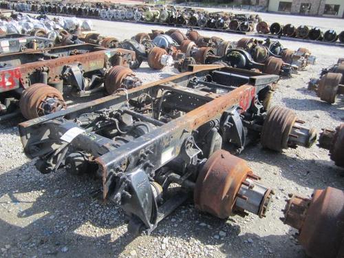 FREIGHTLINER AIR DS404 CUTOFF - SINGLE AXLE