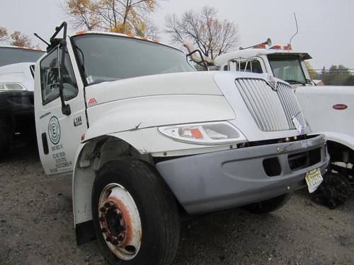 INTERNATIONAL 4300 CAB CLIP