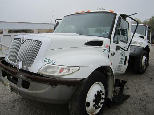 INTERNATIONAL 4300 CAB CLIP