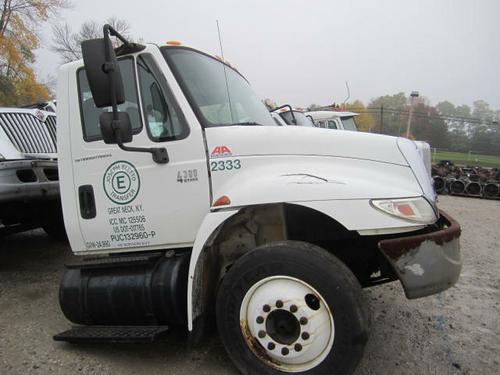 INTERNATIONAL 4300 CAB CLIP