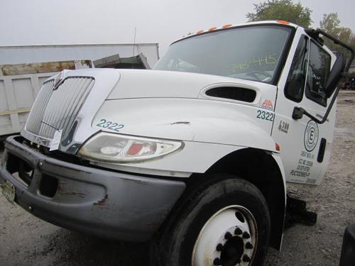 INTERNATIONAL 4300 CAB CLIP