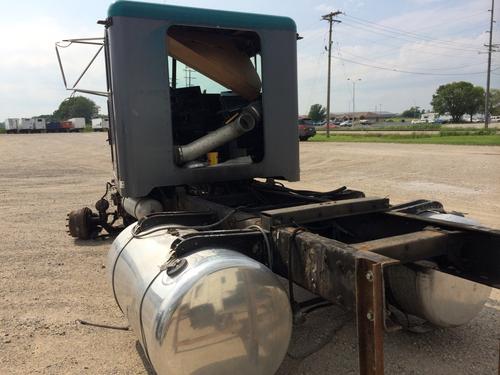 PETERBILT 379 CAB