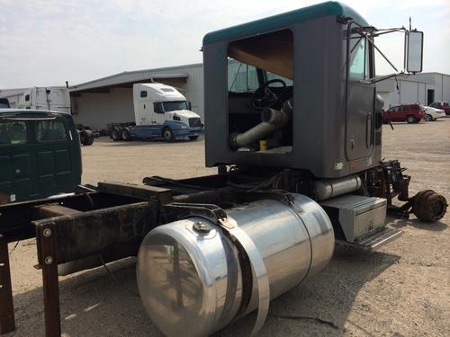 PETERBILT 379 CAB