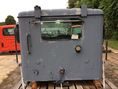 INTERNATIONAL 9200I CAB