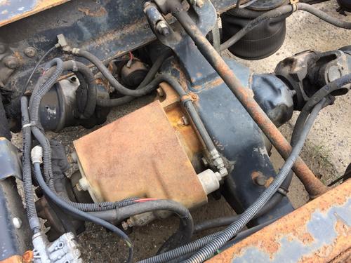 INTERNATIONAL MANUFACTURE CORPORATE 4 SPRING CUTOFF - TANDEM AXLE