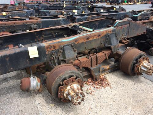 HENDRICKSON WALKING BEAM CUTOFF - TANDEM AXLE