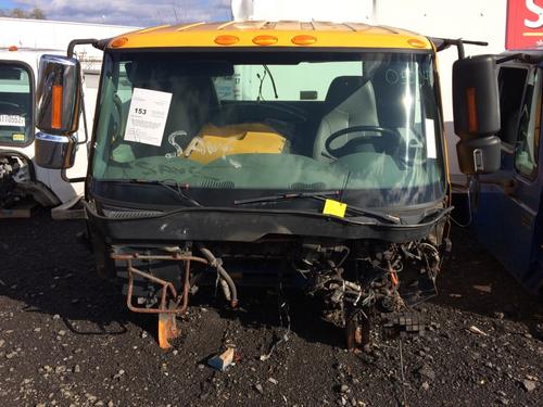 INTERNATIONAL 7600 CAB