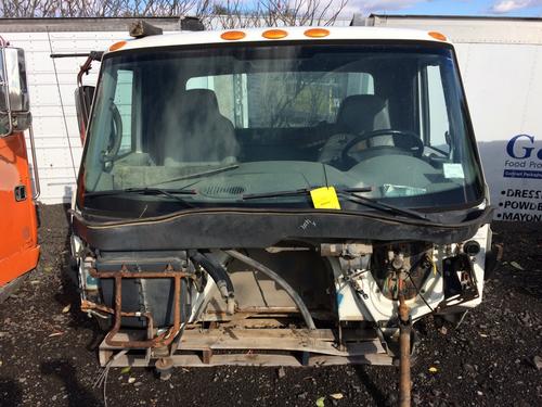 INTERNATIONAL 4400 CAB