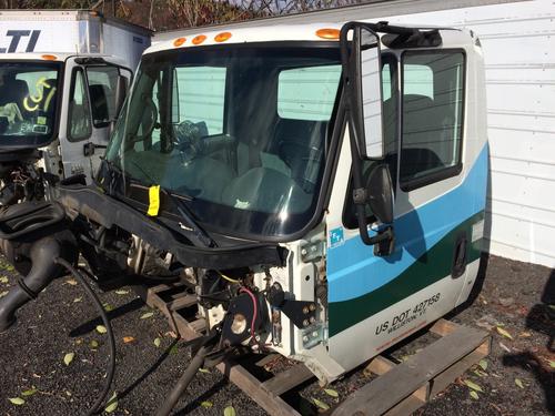 INTERNATIONAL 4300 CAB