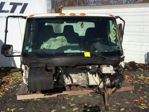 INTERNATIONAL 4300 CAB