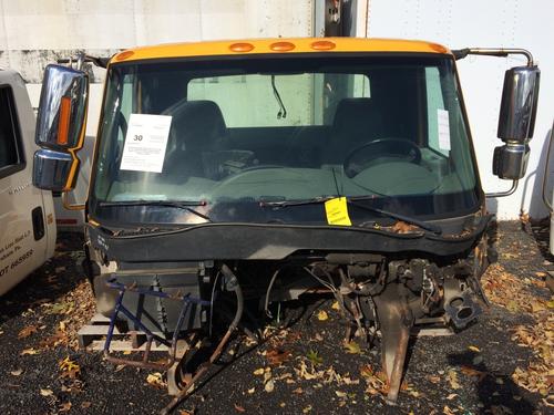 INTERNATIONAL 7600 CAB