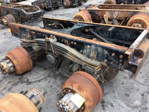 VOLVO T-RIDE CUTOFF - TANDEM AXLE