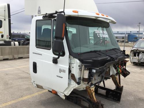 INTERNATIONAL 8600 CAB