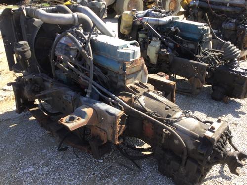 INTERNATIONAL DT 466E Engine Assembly