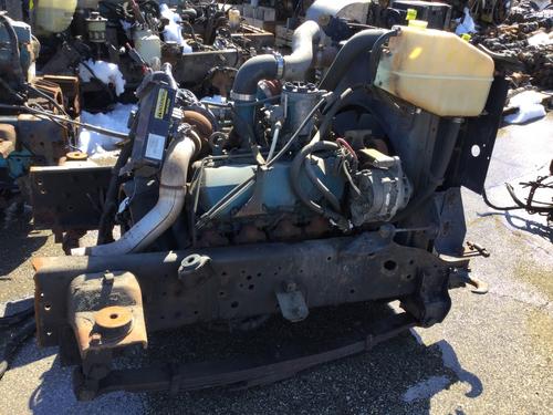 INTERNATIONAL T444E Engine Assembly