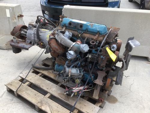 INTERNATIONAL T444E Engine Assembly