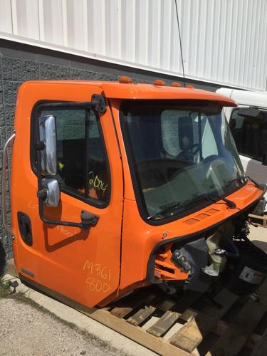 FREIGHTLINER M2 CAB