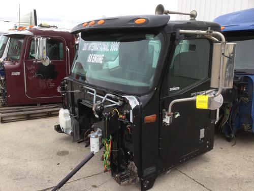 INTERNATIONAL 9900 CAB