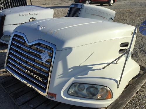 MACK CH613 Hood