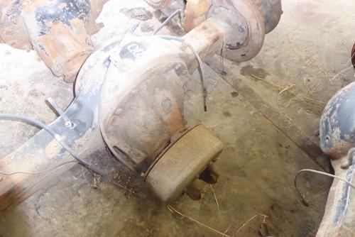 EATON 17060S Axle Assembly, Rear (Rear)