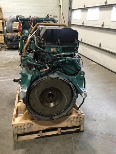 VOLVO D-13 Engine Assembly