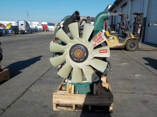 VOLVO D-13 Engine Assembly