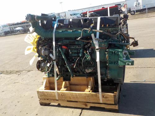 VOLVO D-13 Engine Assembly